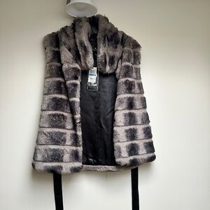 Macy's Women's Grey and Black Vest